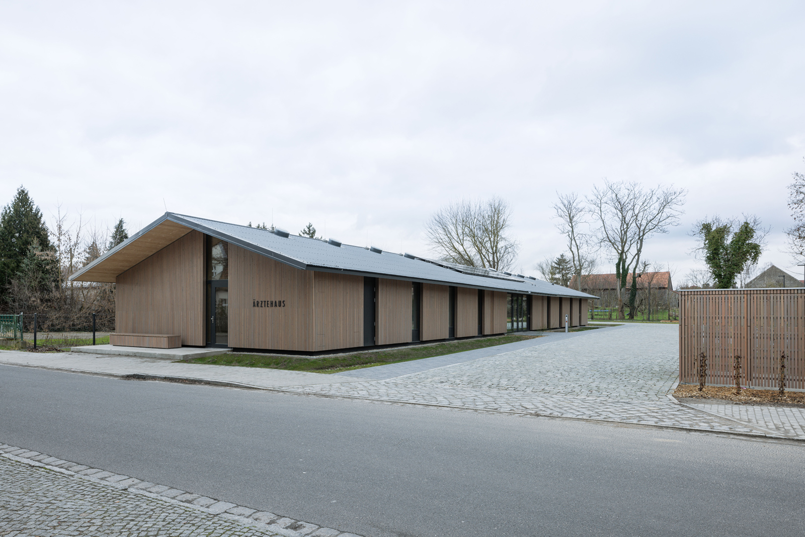 Neubau Arztpraxen in Friedland