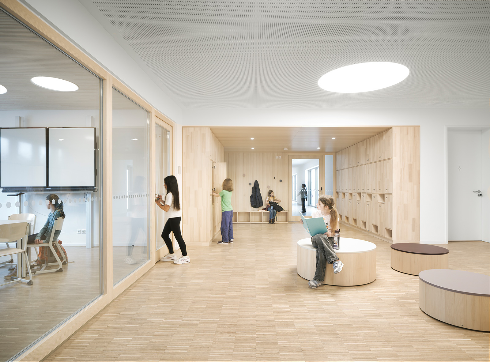 Grundschule "Am Annatal" Strausberg mit Hort und Sporthalle